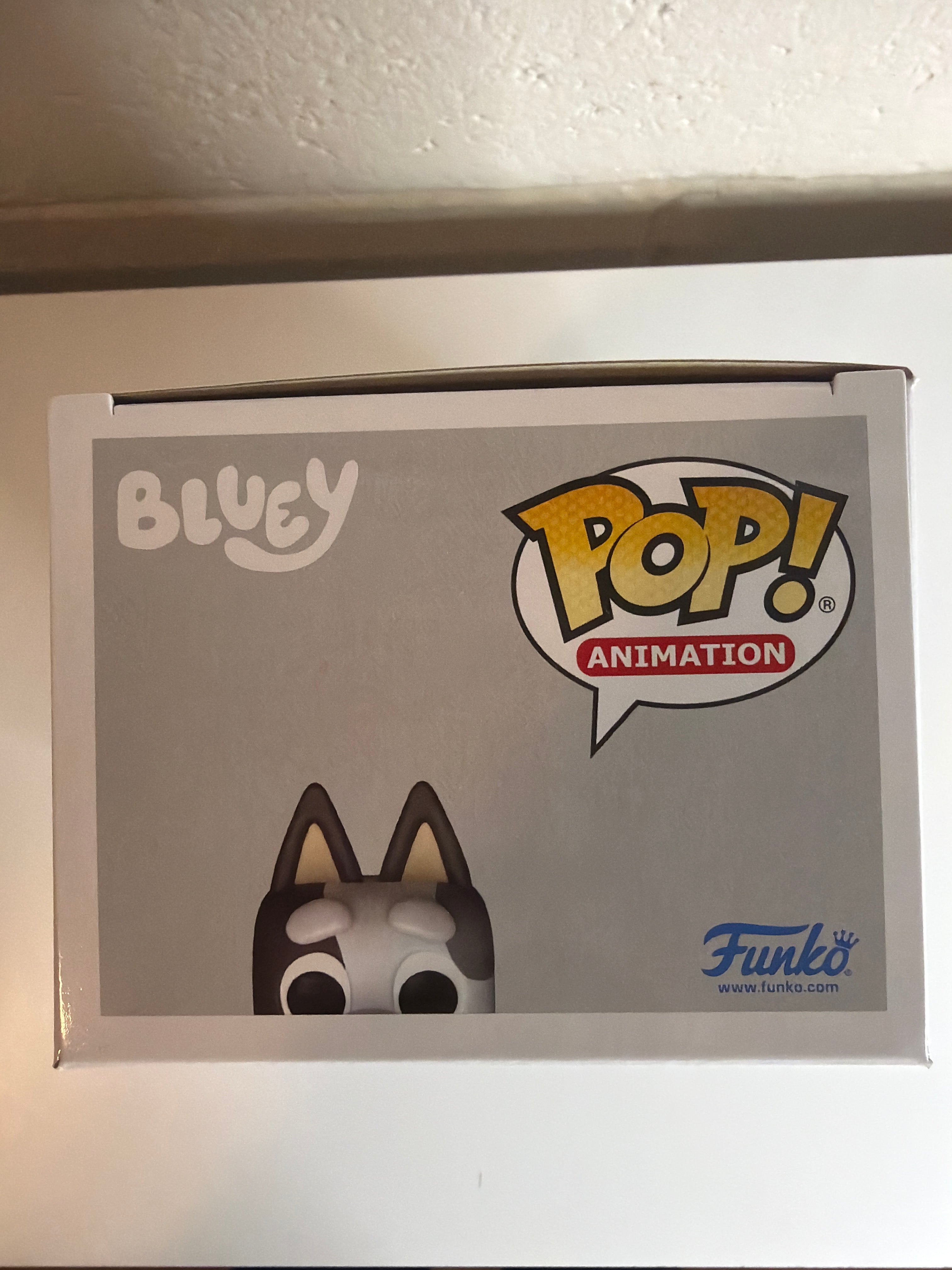 Funko Pops! Bluey Muffin Flamingo Queen #2383 Vinyl Figure